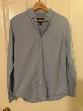 Banana Republic Light Blue Button-Down Shirt